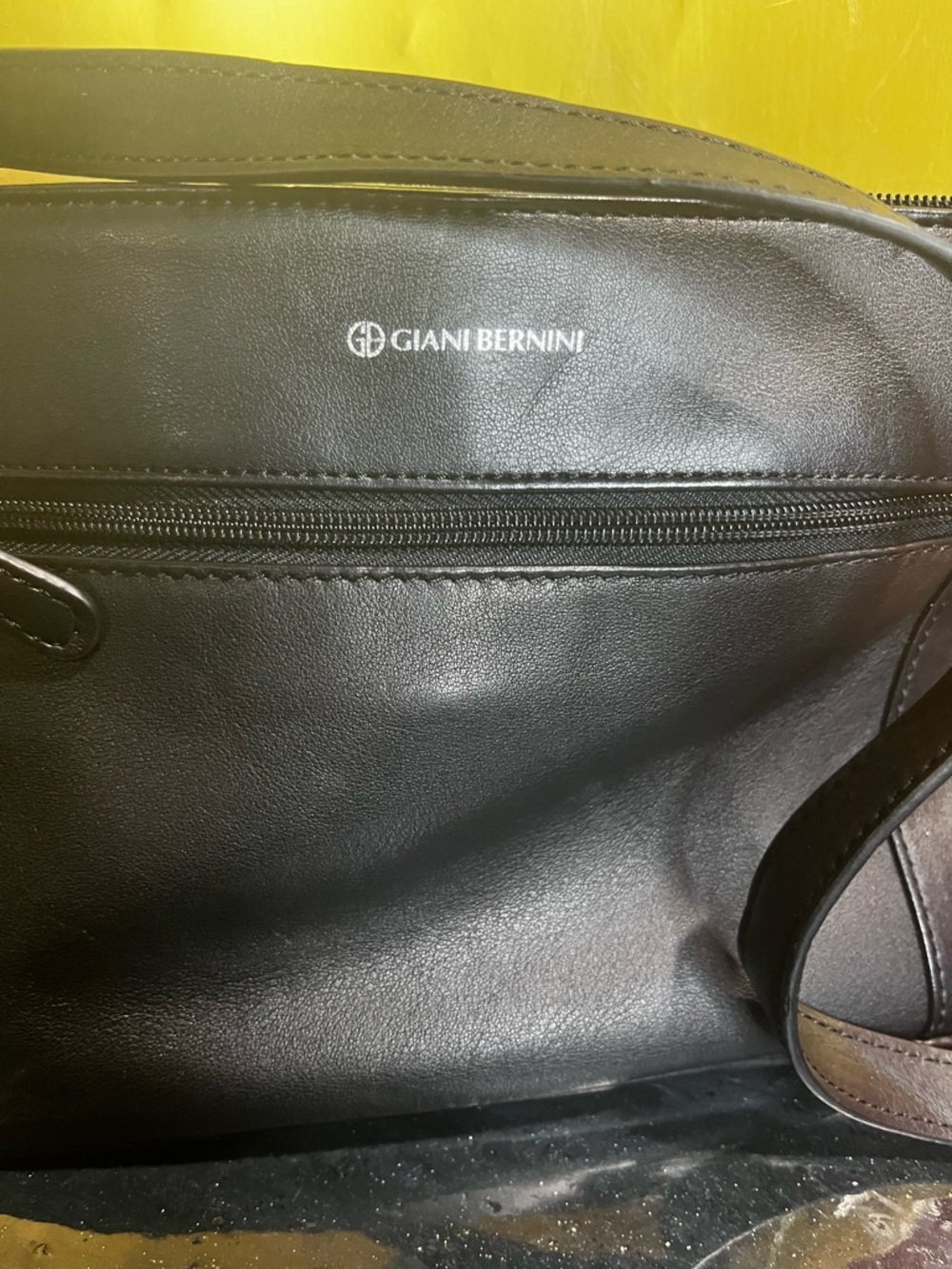 Giani Bernini Black Leather Crossbody Messenger Bag